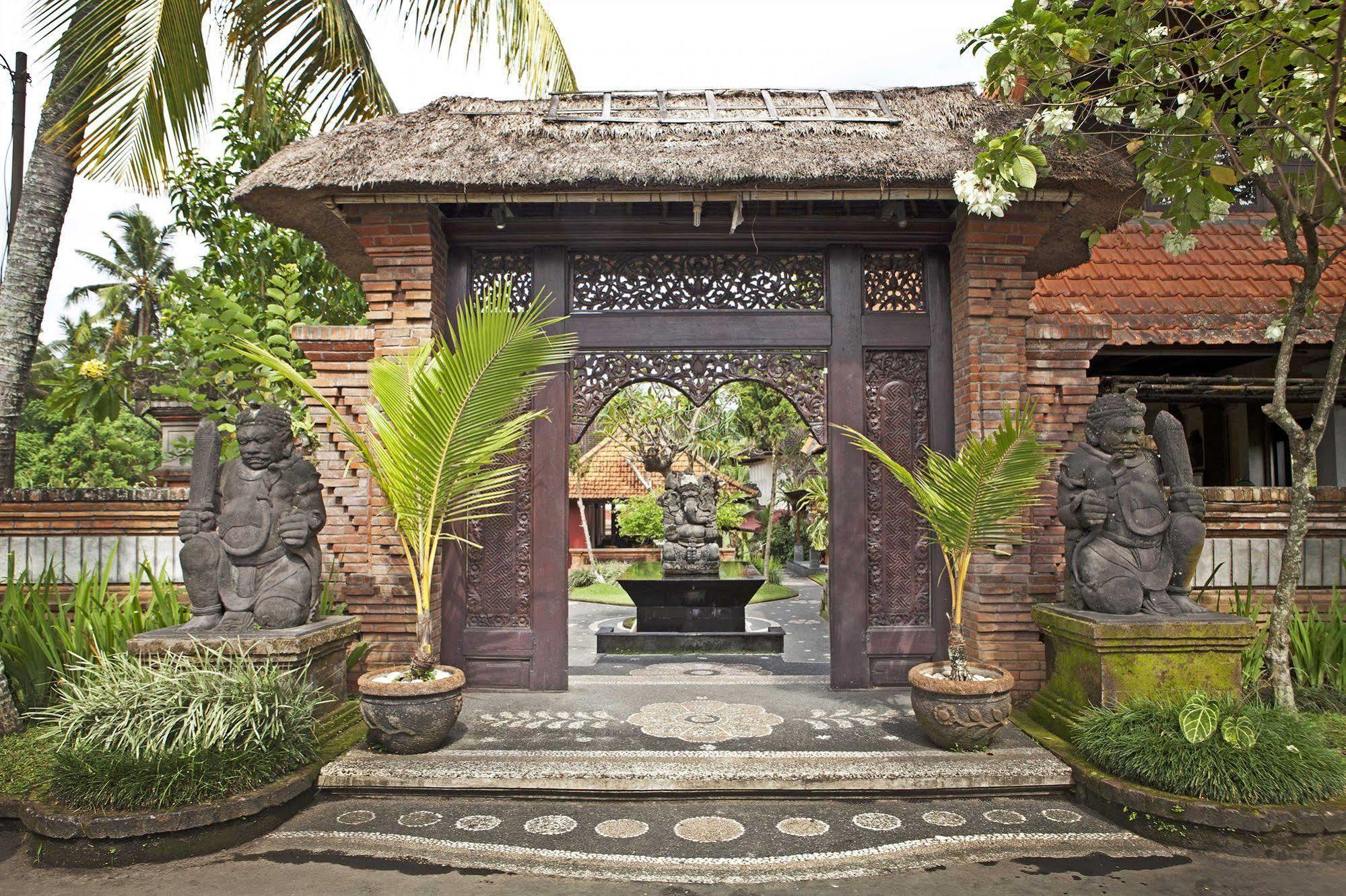 होटल The Artini Dijiwa 4*